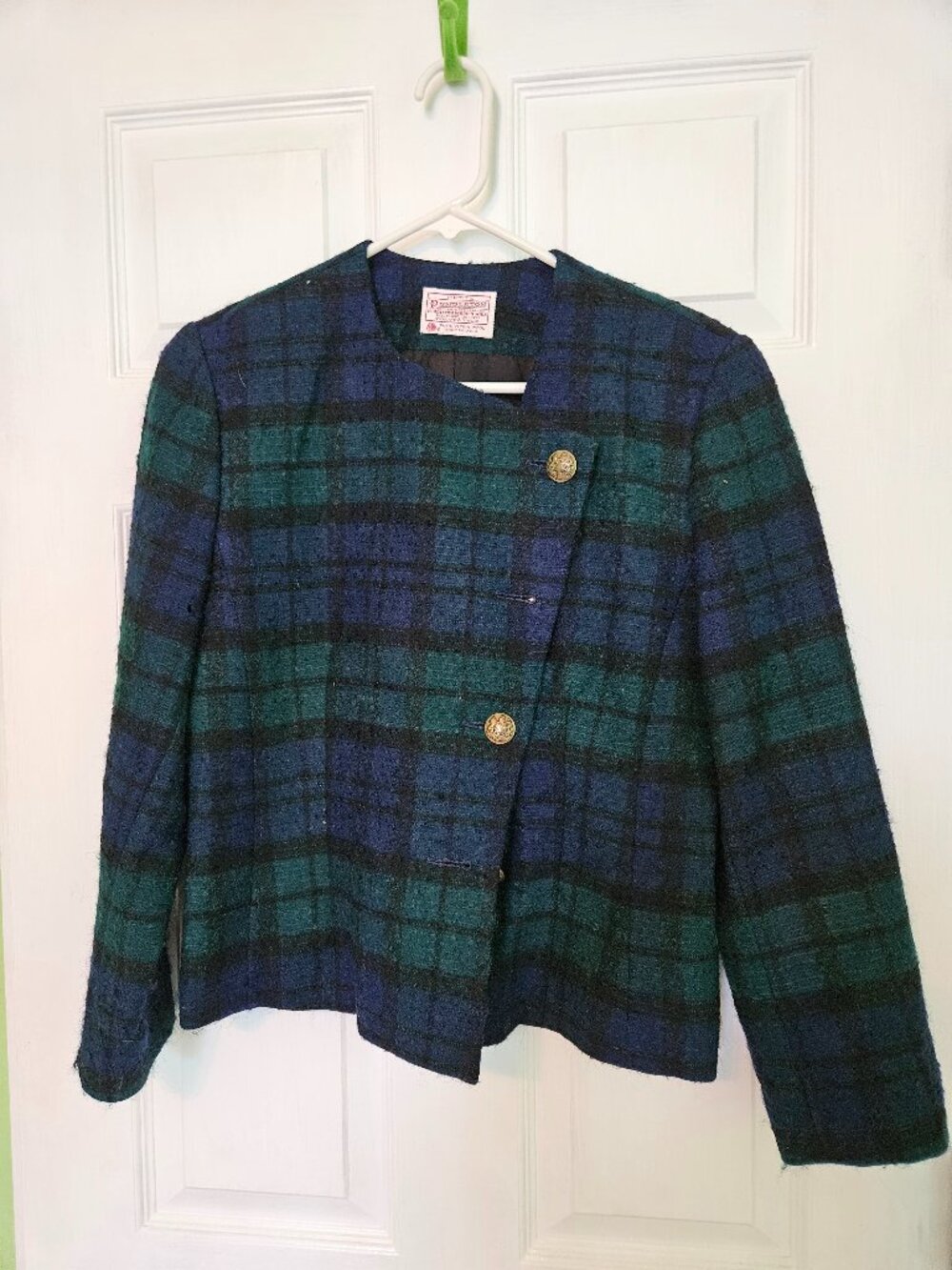 Petite Small vintage Pendleton blue, green, and black plaid 100% virgin wool